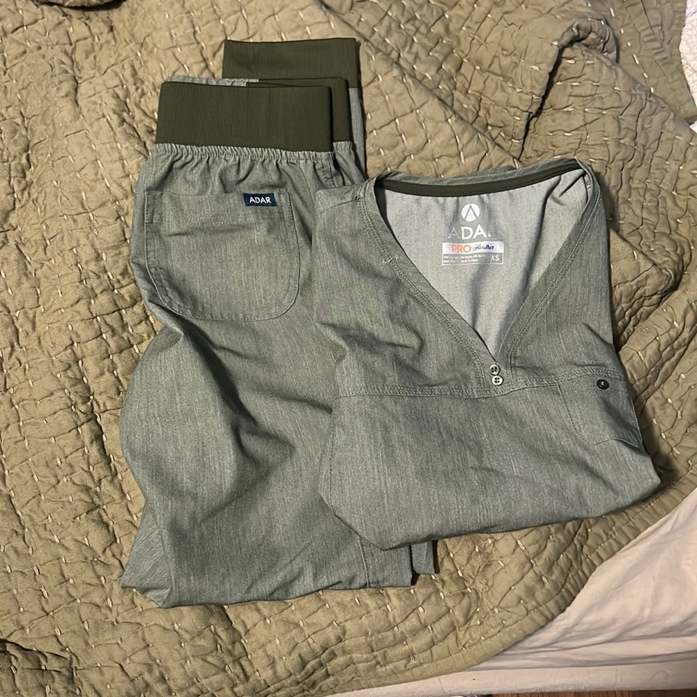 Green heather pro jogger set